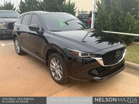 Used 2025 MAZDA CX-5 AWD 2.5 S w/ Premium Plus Pkg image 3