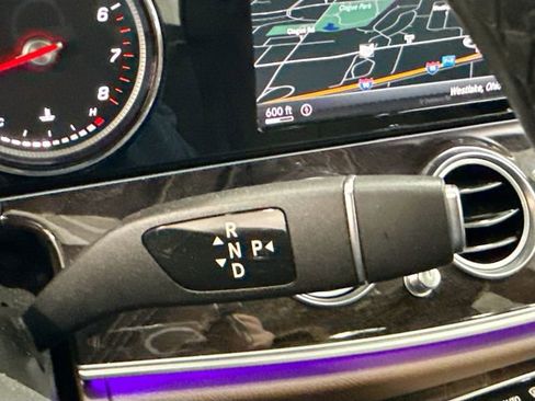 Used 2017 Mercedes-Benz E 300 4MATIC image 18