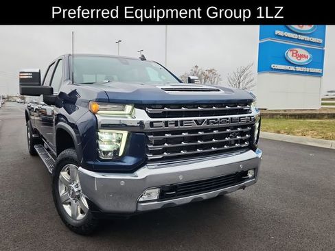 Used 2020 Chevrolet Silverado 2500 LTZ w/ LTZ Premium Package image 13