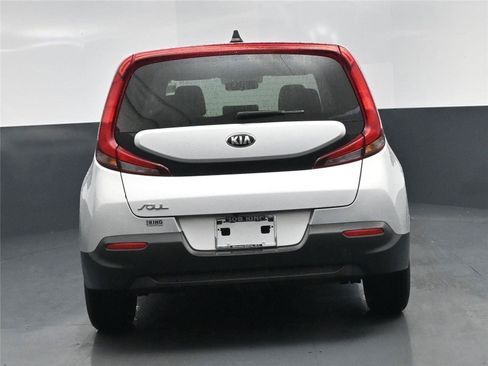Used 2021 Kia Soul LX image 22