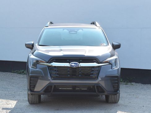 Used 2025 Subaru Ascent Premium AWD/4WD image 7