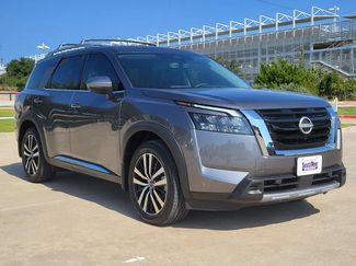 Certified 2025 Nissan Pathfinder Platinum w/ Cargo Package FWD video 3