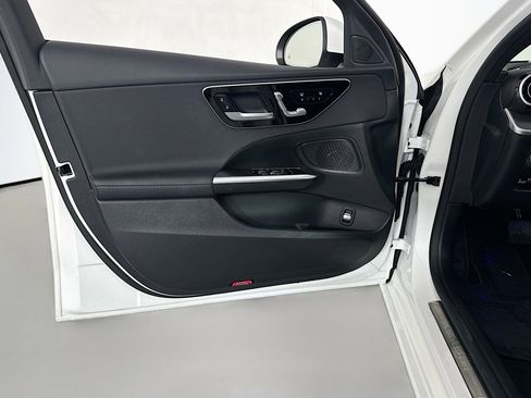 Used 2024 Mercedes-Benz C 300 Sedan image 21