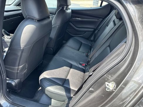 Used 2024 MAZDA MAZDA3 s FWD image 9
