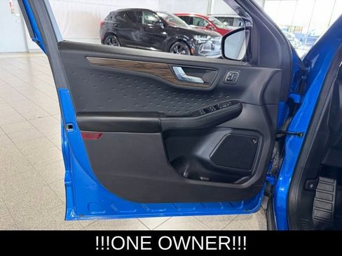 Used 2020 Ford Escape Titanium image 21