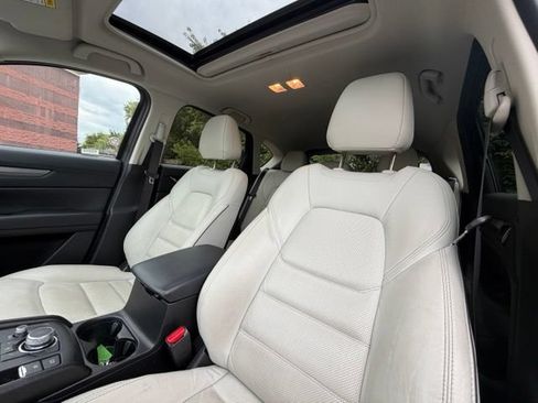 Used 2025 MAZDA CX-5 AWD 2.5 S w/ Preferred Package image 12