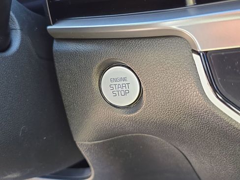 New 2026 Kia Sorento S FWD image 26