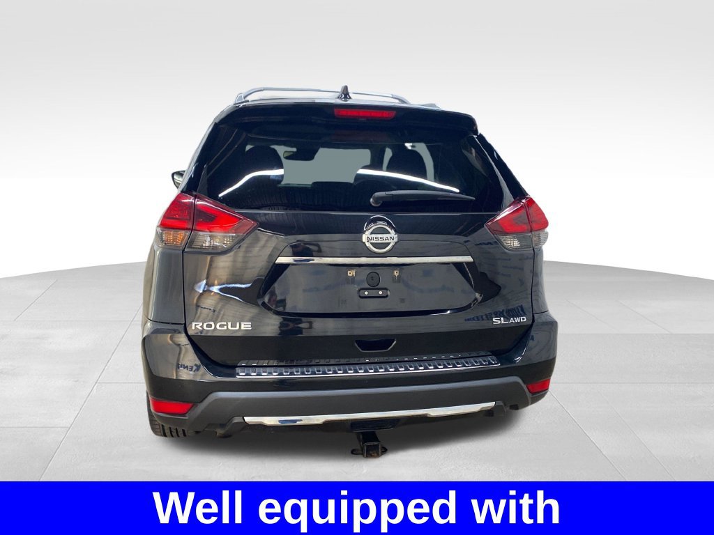 Used 2017 Nissan Rogue SL w/ SL Premium Package AWD/4WD image 3