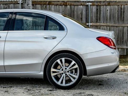 Used 2020 Mercedes-Benz C 300 Sedan image 13