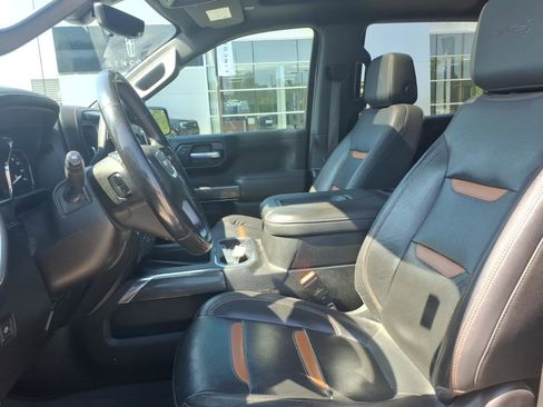 Used 2021 GMC Sierra 1500 AT4 w/ AT4 Premium Package AWD/4WD image 11