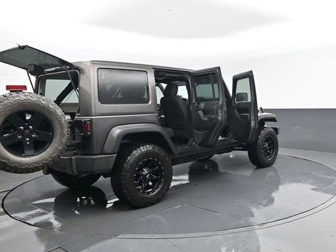 Used 2017 Jeep Wrangler Unlimited Sport AWD/4WD image 28