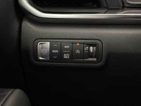 New 2026 GMC Terrain Denali w/ LPO, Floor Liner Package image 23