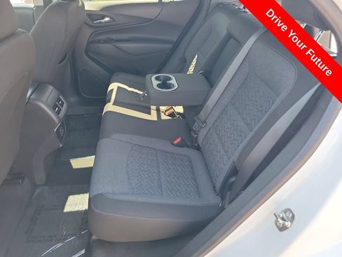 Used 2024 Chevrolet Equinox LT AWD/4WD image 27
