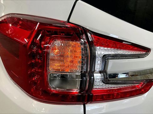 New 2026 Subaru Ascent Limited image 14