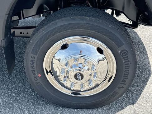 New 2026 Ford F550 4x4 SuperCab Super Duty image 11