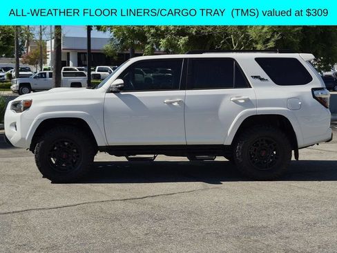 Used 2023 Toyota 4Runner TRD Off-Road Premium w/ Off Road Premium Plus Package AWD/4WD image 12
