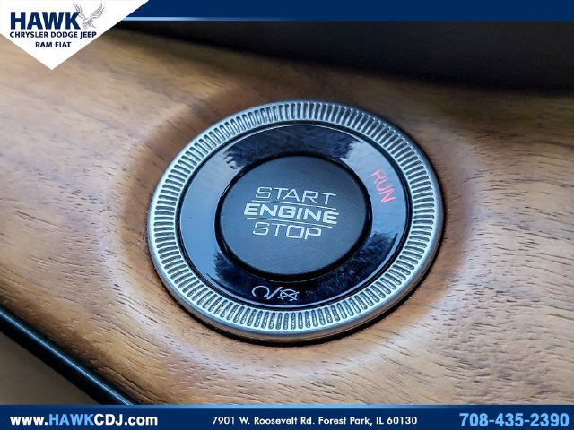 Used 2023 Jeep Grand Cherokee L Summit AWD/4WD image 16