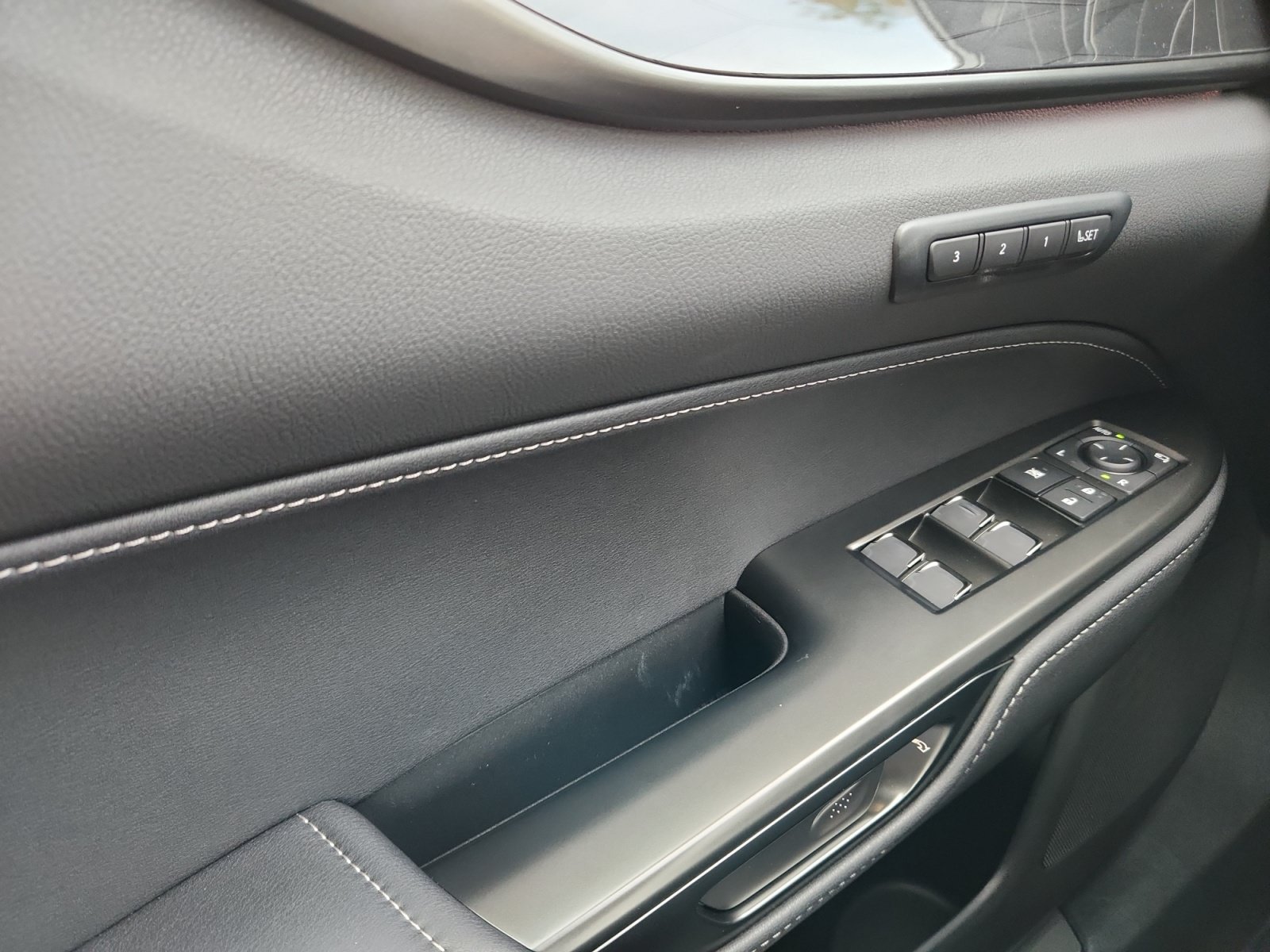 New 2026 Lexus NX 350 AWD w/ Accessory Package (2T) image 13