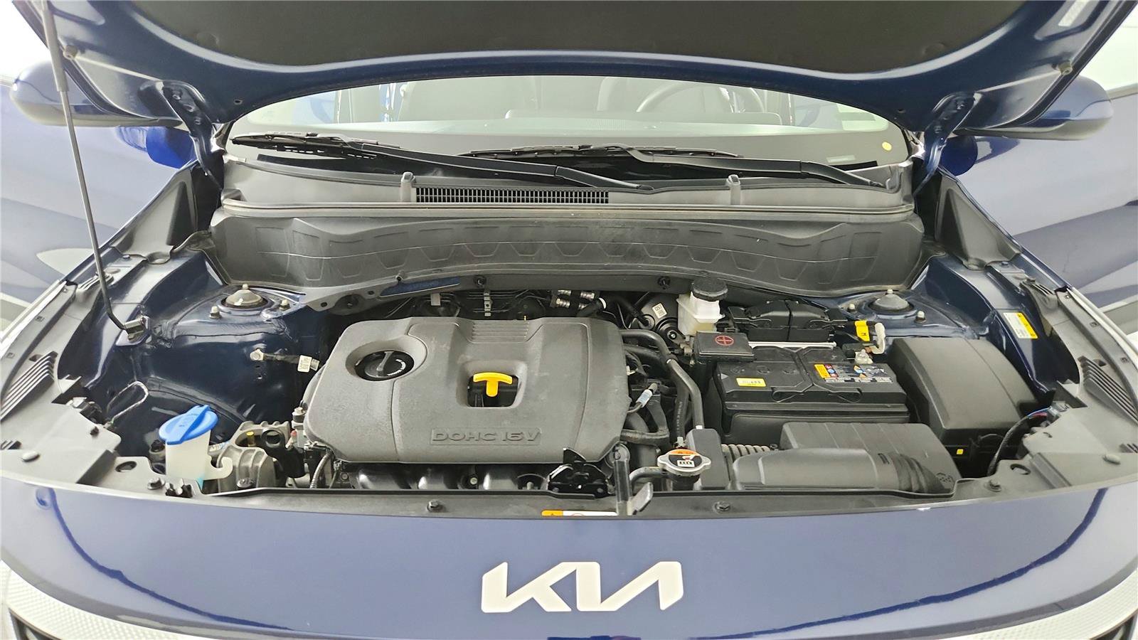Used 2025 Kia Seltos LX AWD/4WD image 36
