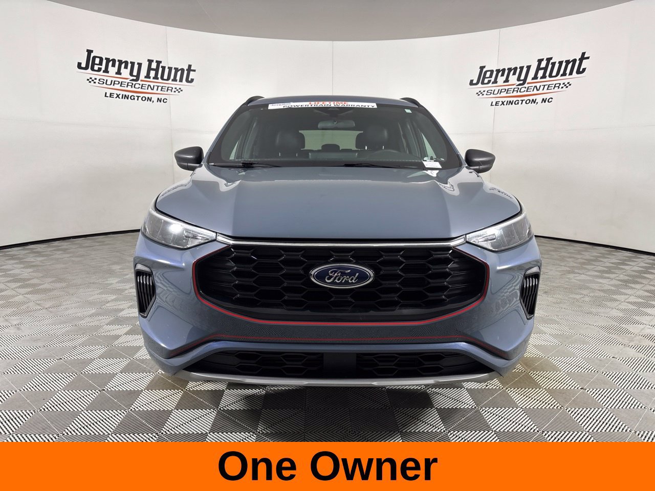 Used 2023 Ford Escape ST-Line w/ Tech Pack #1 FWD image 3