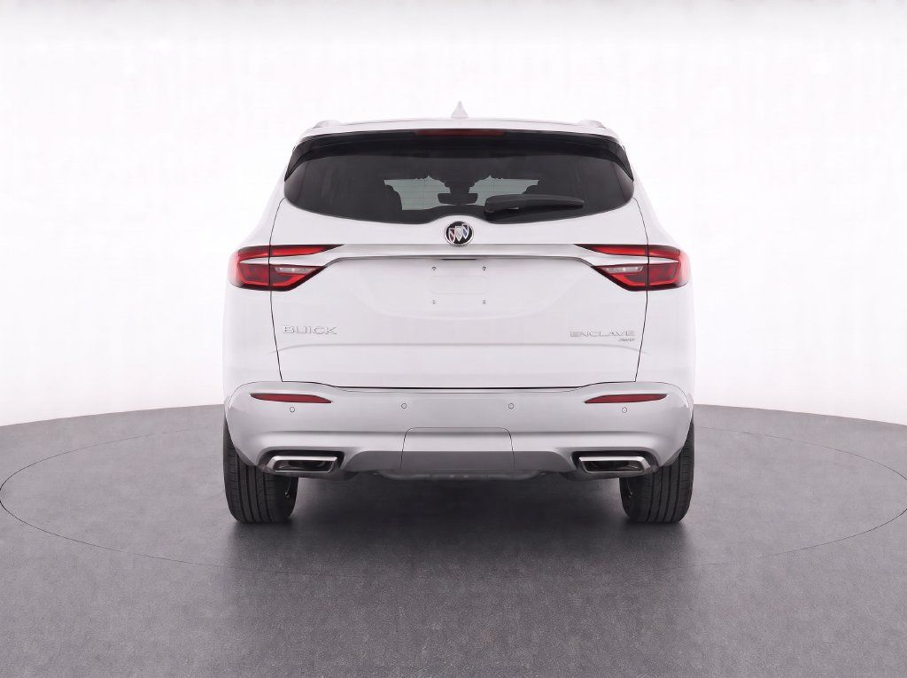 Used 2018 Buick Enclave Avenir w/ Avenir Technology Package AWD/4WD image 7