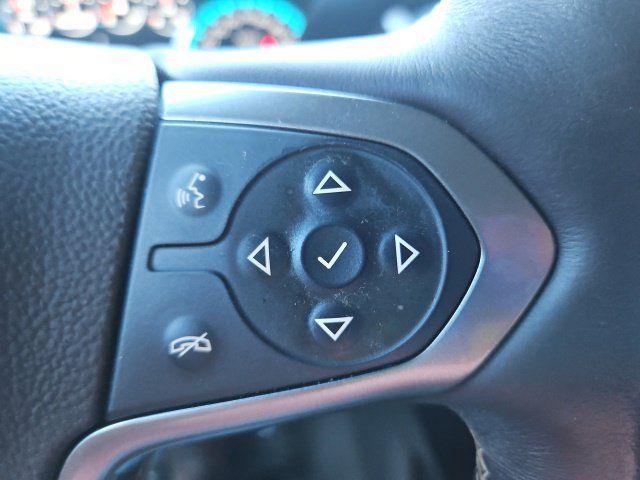 Used 2017 Chevrolet Suburban LT w/ Luxury Package RWD image 19