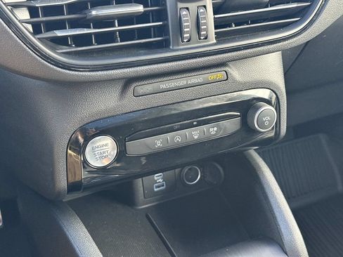 Used 2023 Ford Escape ST-Line w/ Tech Pack #1 AWD/4WD image 29