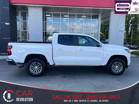 Used 2024 Chevrolet Colorado LT RWD image 8