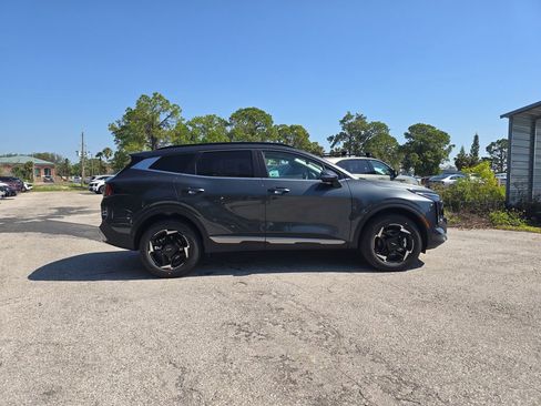 New 2026 Kia Sportage EX image 9