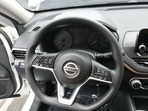 Used 2021 Nissan Altima 2.5 S image 18