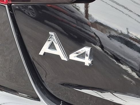 Used 2023 Audi A4 2.0T Premium w/ Convenience Package image 30