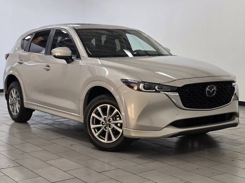 Used 2025 MAZDA CX-5 AWD 2.5 S w/ Preferred Package image 2