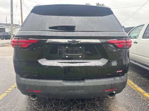 Used 2023 Chevrolet Traverse RS w/ LPO, Floor Liner Package FWD image 6