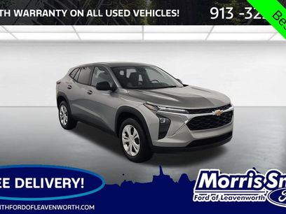 Used 2024 Chevrolet Trax LS w/ Driver Confidence Package