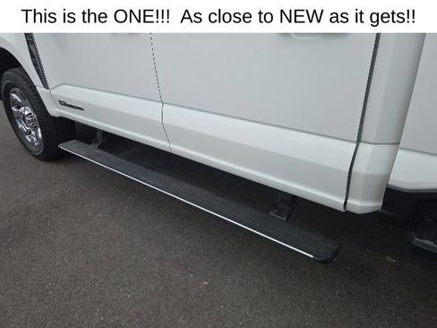 Certified 2024 Ford F250 Lariat w/ Lariat Ultimate Package AWD/4WD image 15