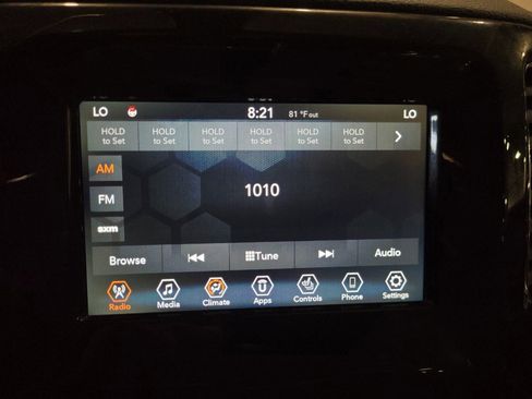Used 2019 Jeep Compass Latitude AWD/4WD image 25