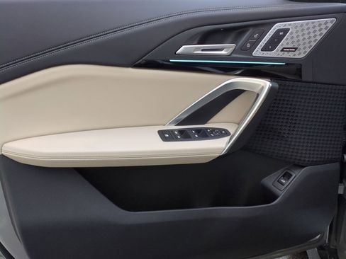 Certified 2025 BMW X1 xDrive28i w/ Technology Package image 14