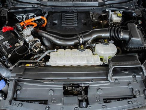 Used 2023 Ford F150 Lariat w/ Equipment Group 502A High image 27