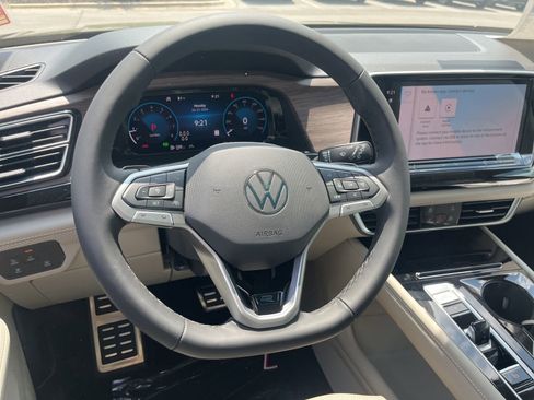 New 2026 Volkswagen Atlas SEL Premium R-Line AWD/4WD image 35