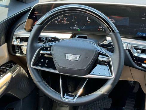 Used 2024 Cadillac Lyriq Sport AWD/4WD image 27