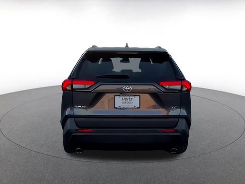 Used 2025 Toyota RAV4 XLE image 12