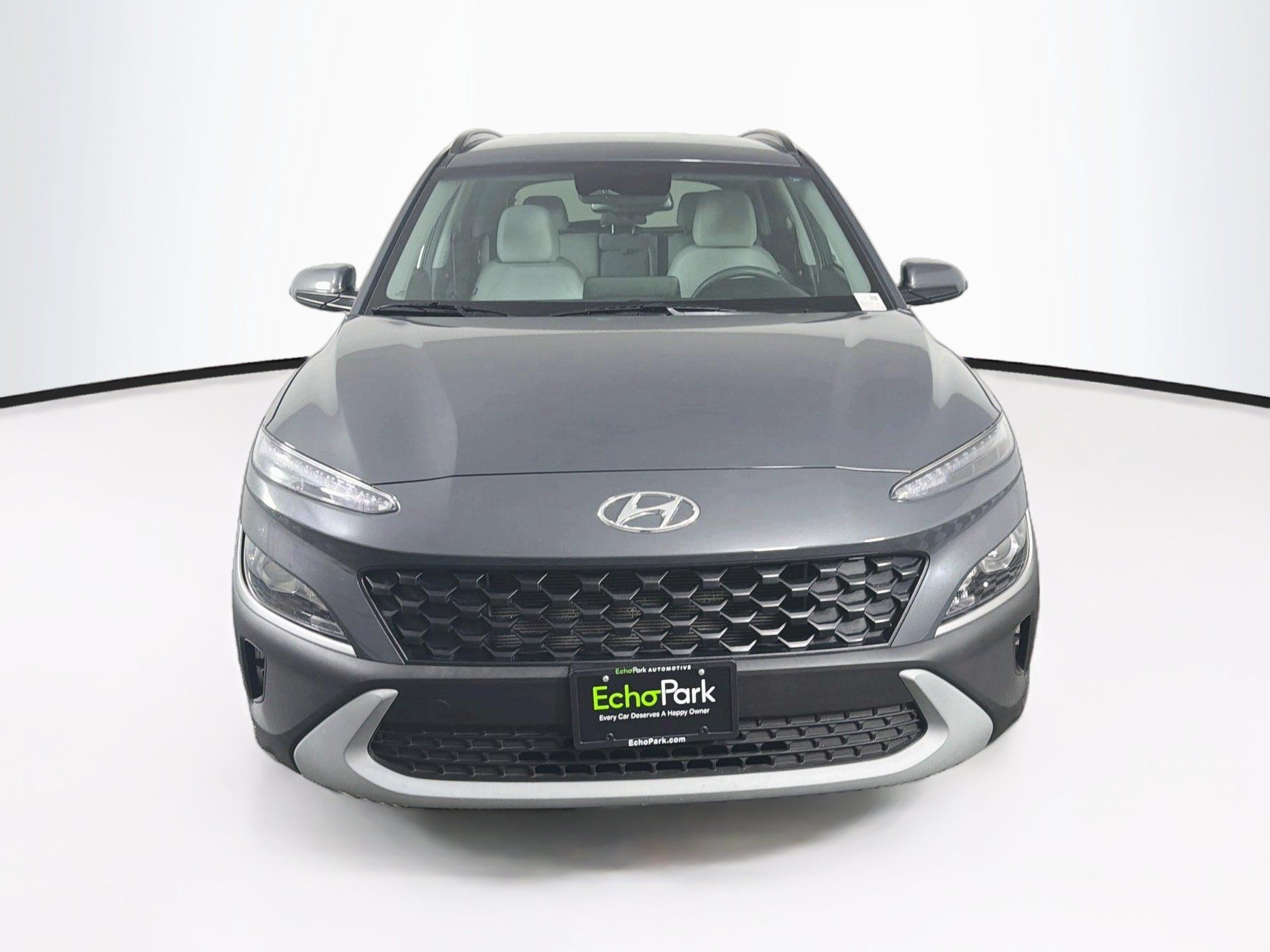 Used 2023 Hyundai Kona SEL FWD image 2