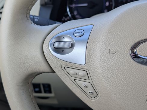 Used 2017 INFINITI QX70 AWD image 14