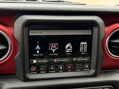 Used 2020 Jeep Wrangler Unlimited Rubicon AWD/4WD image 27
