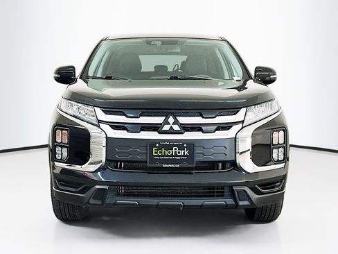 Used 2024 Mitsubishi Outlander Sport SE image 2