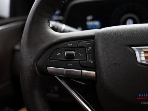 Used 2023 Cadillac Escalade Sport AWD/4WD image 13