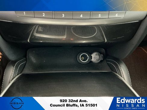 Used 2017 INFINITI QX60 Luxe w/ Premium Plus Package AWD/4WD image 31