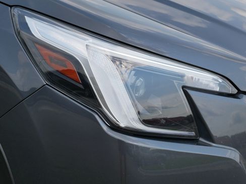 Used 2023 Subaru Forester Limited AWD/4WD image 16