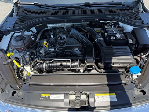 Certified 2023 Volkswagen Jetta SE FWD image 20
