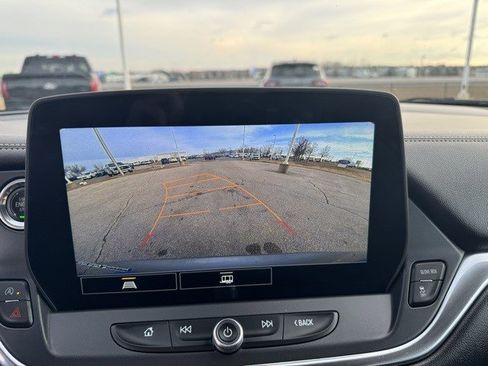 Used 2023 Chevrolet Blazer LT image 19